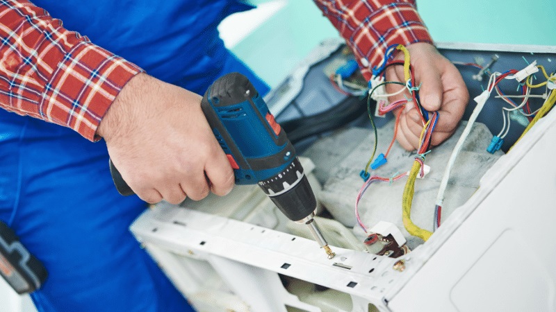 Ferizli Fondital Fondital çamaşır makinesi kart tamiri – Su almama arızası orijinal parça ile giderildi. - Teknik servis örneği